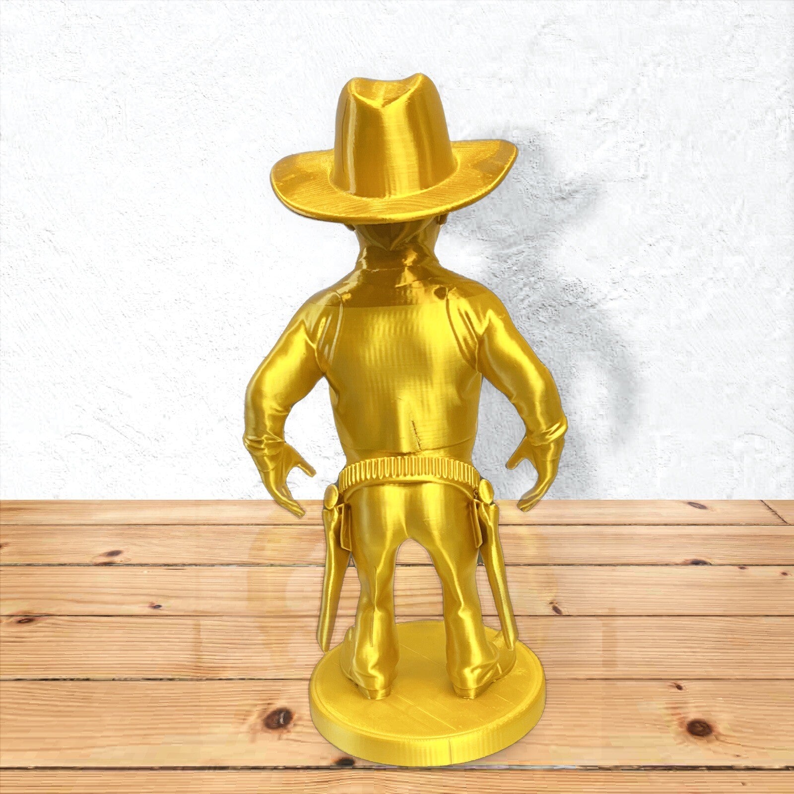 Golden Sheriff Donald Trump – 250mm Tall 3D Printed Figurine with Six-Shooters & Bullets